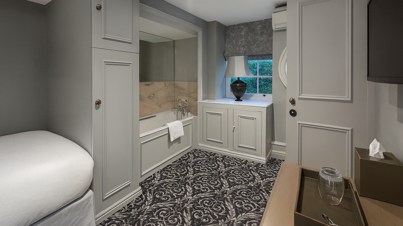 Luxury Single Room at No. 30 Knightsbridge